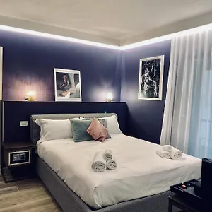 Dimora Del Teatro Guest house